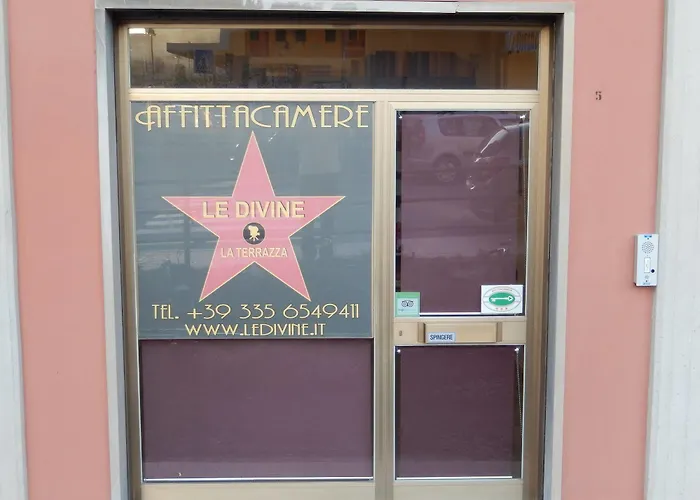 Le Divine - Reception Via Xxv Aprile 5 Gasthuis 4*