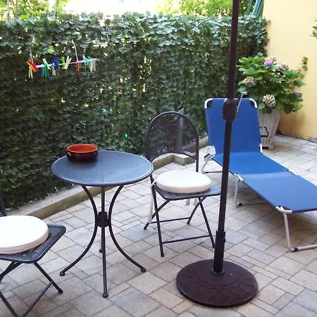 게스트하우스 Le Divine - Reception Via Xxv Aprile 5 4*