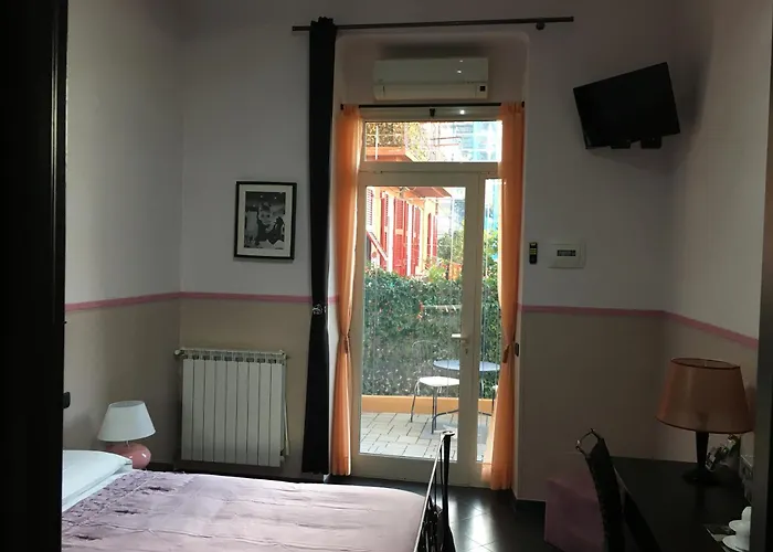 Le Divine - Reception Via Xxv Aprile 5 4*